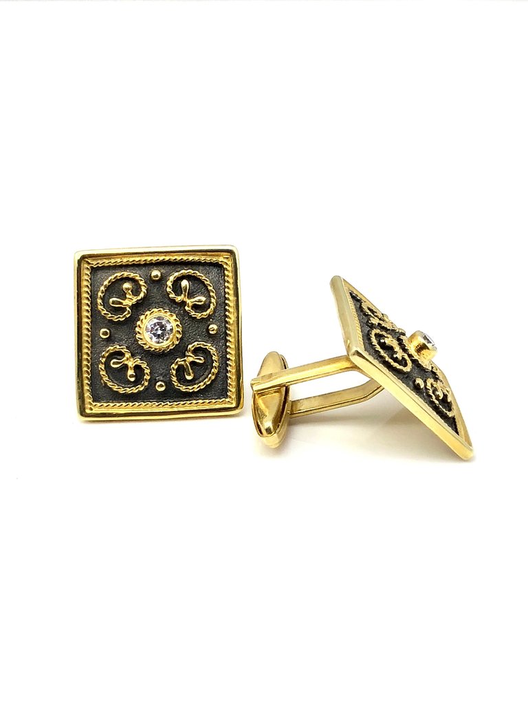 18 Karat Yellow Gold Byzantine Style Diamond Cufflinks