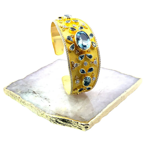 Georgios Collections 18 Karat Yellow Gold Aquamarine and Diamond Bracelet