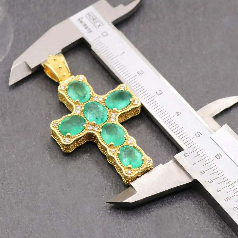 Georgios Collections 18 Karat Yellow Gold Emerald Cross Necklace with Chain