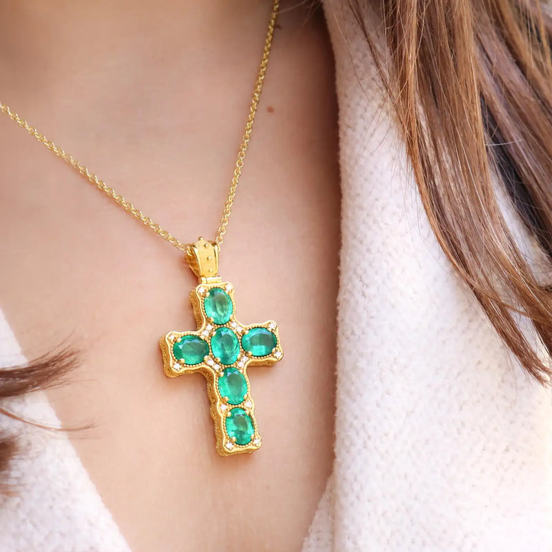 Georgios Collections 18 Karat Yellow Gold Emerald Cross Necklace with Chain