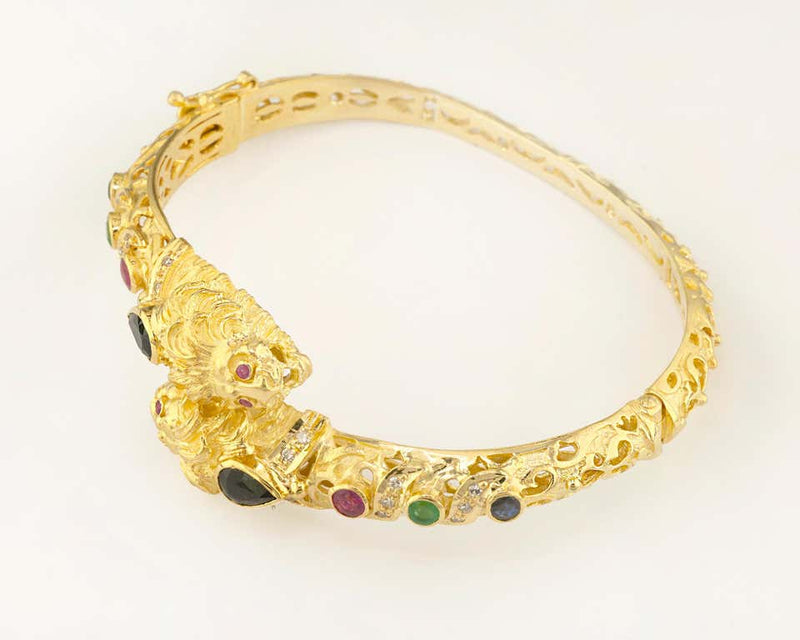18 Karat Gold Diamond Multi-Color Lion Head Bangle Bracelet