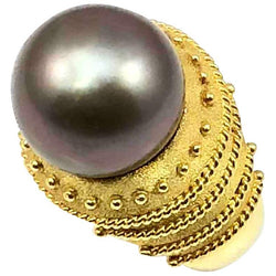 18 Karat Yellow Gold Black Pearl Ring with Granulation Work
