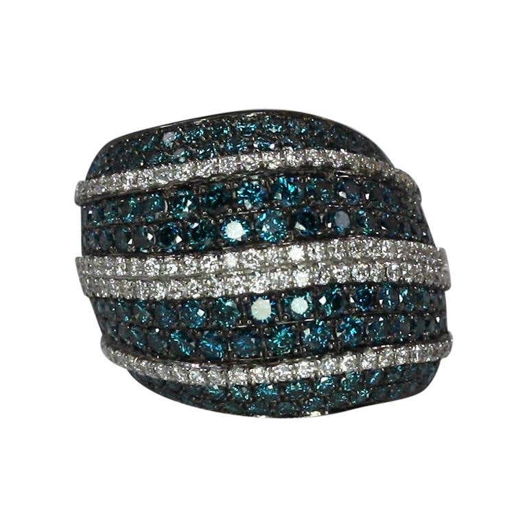 White Gold 18 Karat Ring with Blue and White Diamond Pave