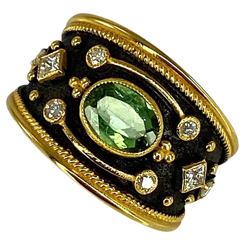 18 Karat Yellow Gold and Rhodium Diamond Tourmaline Ring