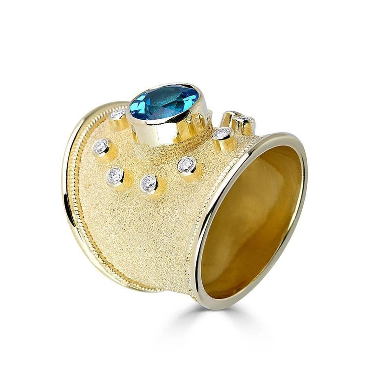 18 Karat Yellow Gold Diamond and Sky Blue Topaz Thick Ring