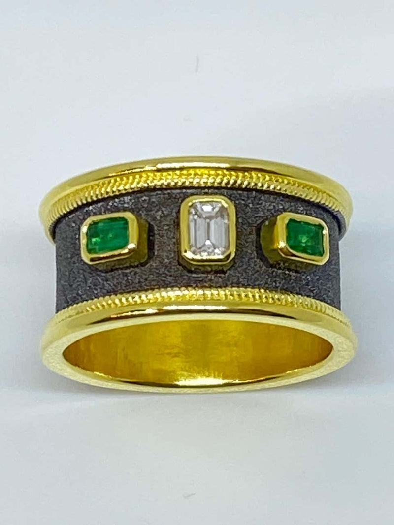 18 Karat Yellow Gold Diamond and Emerald Two-Tone Band Ring