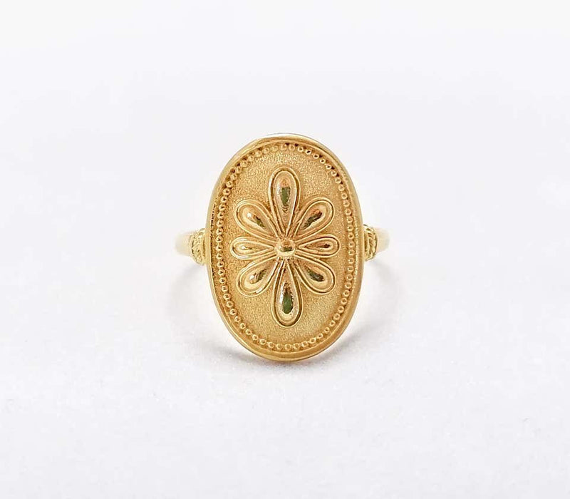18 Karat Yellow Gold Oval Byzantine-Style Flower Band Ring