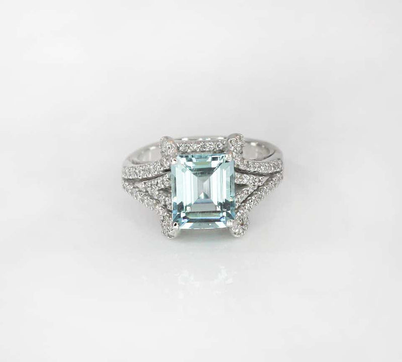 18 Karat White Gold Emerald Cut Aquamarine and Diamond Ring