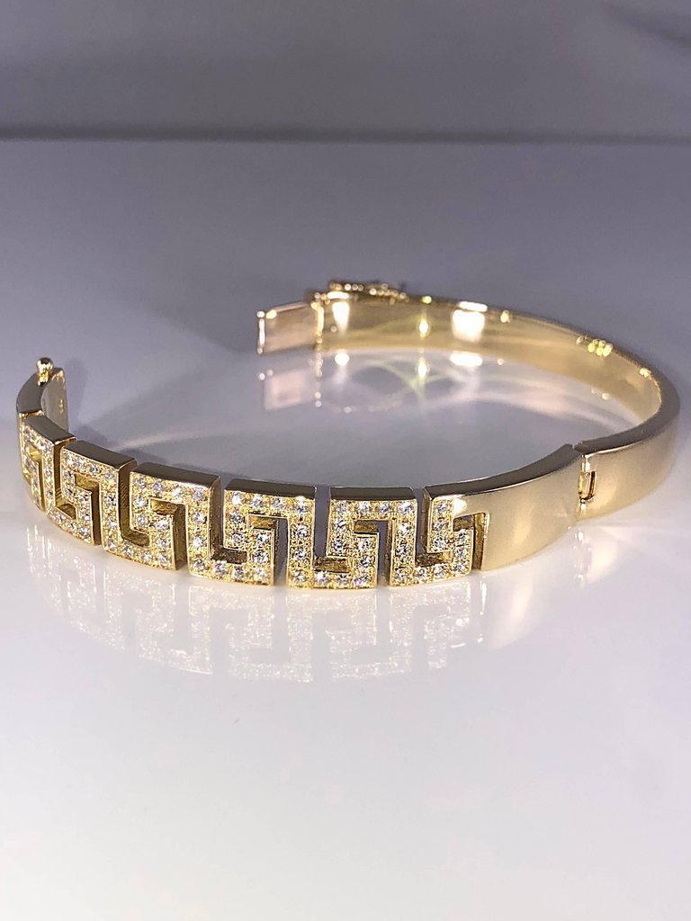 18 Karat Yellow Gold Diamond Bracelet the Greek Key Design