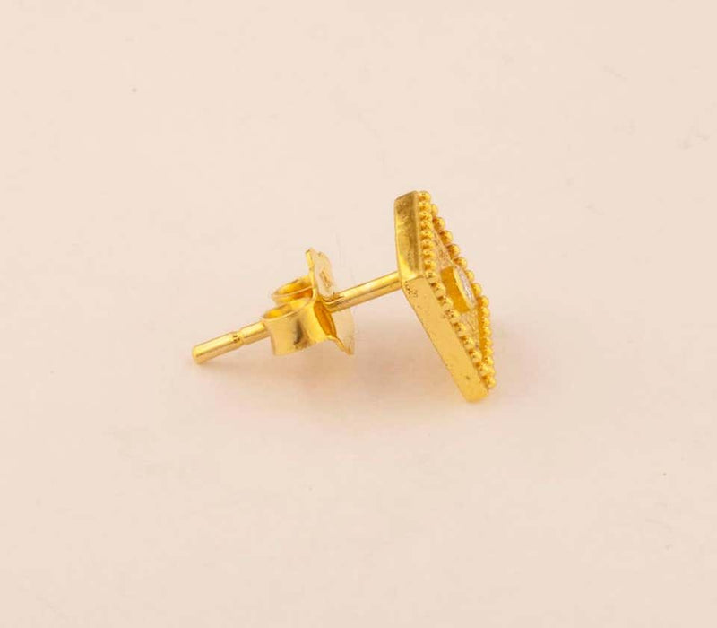 18 Karat Yellow Gold Solitaire Diamond Square Stud Earrings
