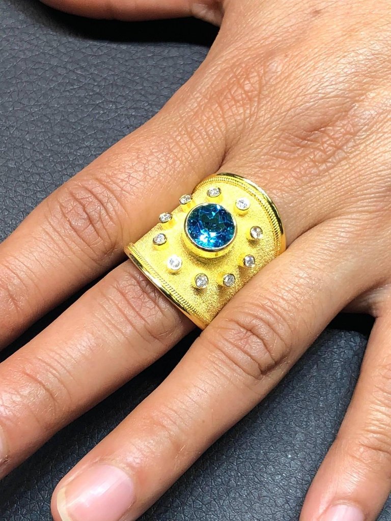 18 Karat Yellow Gold Diamond and Sky Blue Topaz Thick Ring