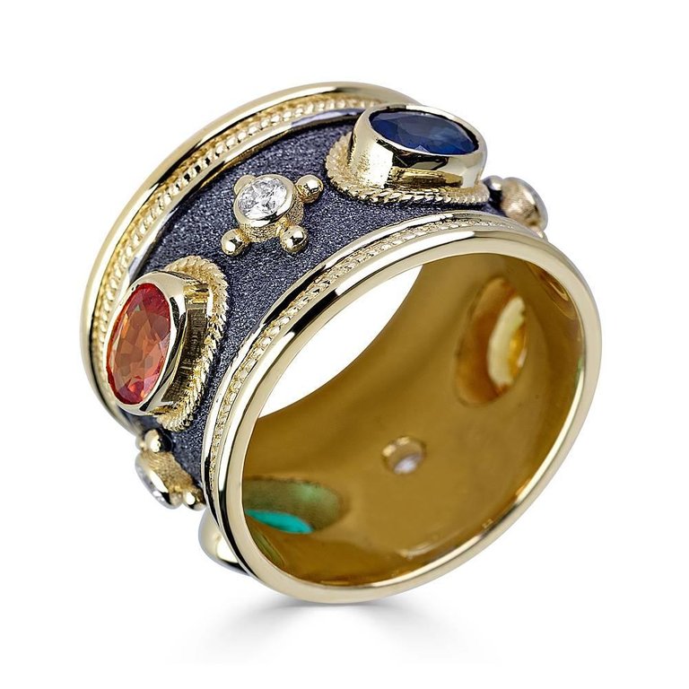 18 Karat Yellow Gold Diamond Sapphire and Emerald Band Ring
