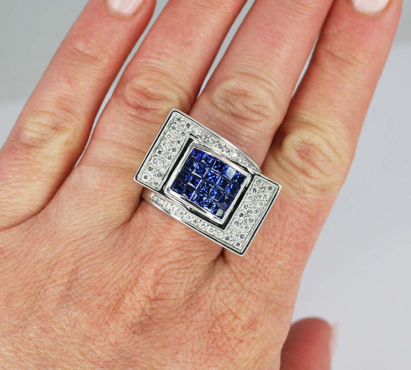 18 Karat White Gold Sapphire Diamond Geometric Band Ring