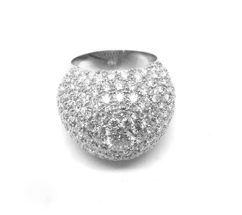 18 Karat White Gold Brilliant Cut Diamond Wide Dome Ring