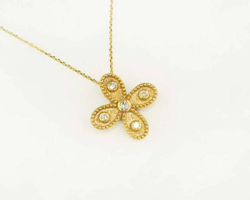 18 Karat Yellow Gold Diamond Cross Chain Pendant Necklace