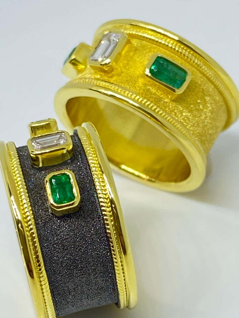 18 Karat Yellow Gold Diamond and Emerald Two-Tone Band Ring