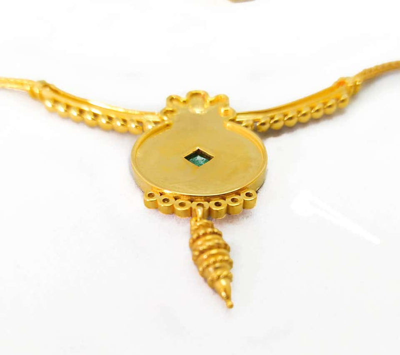 18 Karat Yellow Gold Diamond Emerald Two-Tone Necklace